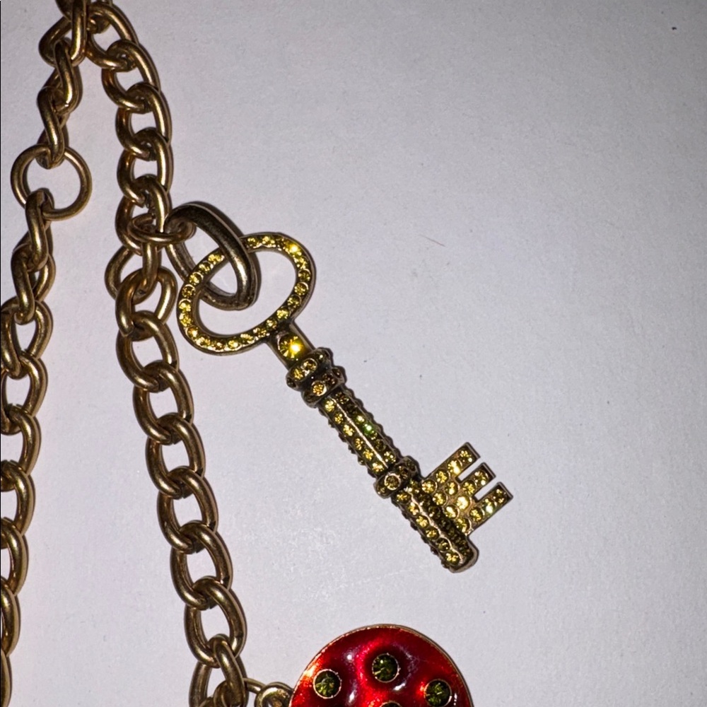 NWT Pilgrim Gold Keychain with Red Heart and Star Charms - Picture 4 of 6